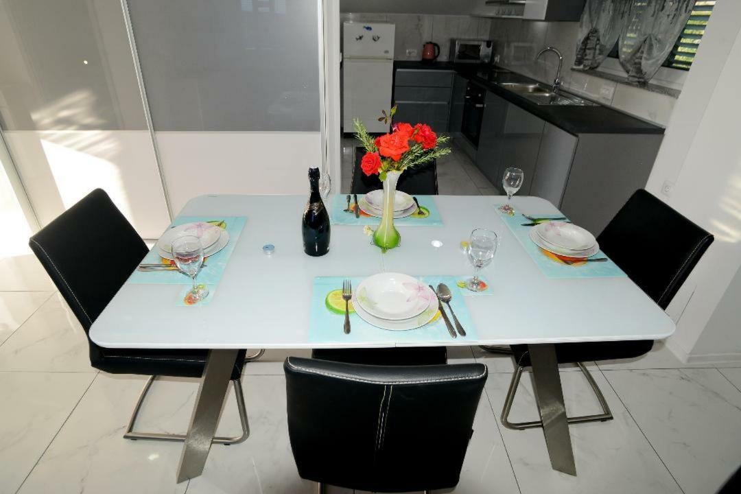 Olive Apartment *