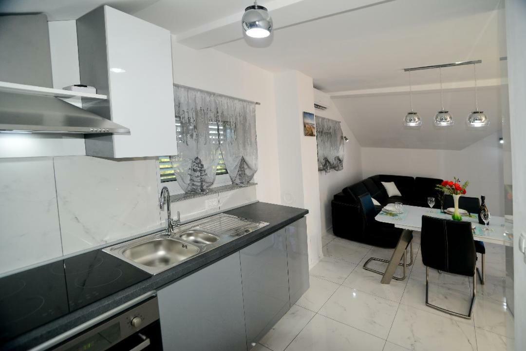 Olive Apartment Jovici (Zadar)